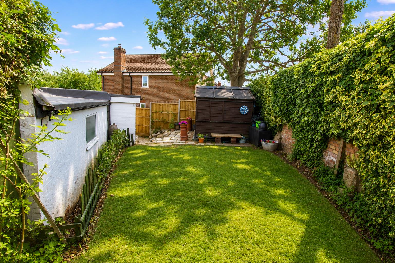 Grasmere Avenue, Tilehurst, Reading